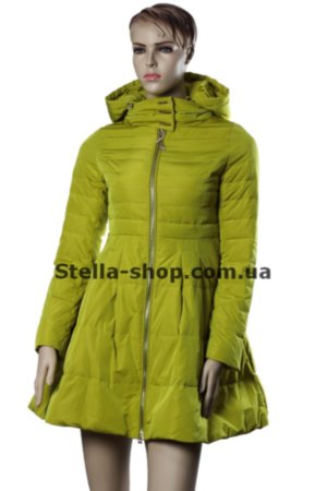Демисезонная куртка зеленого цвета. Тюльпан. 829 Удлиненна демисезонная куртка с капюшоном и поясом. Фасон тюльпан